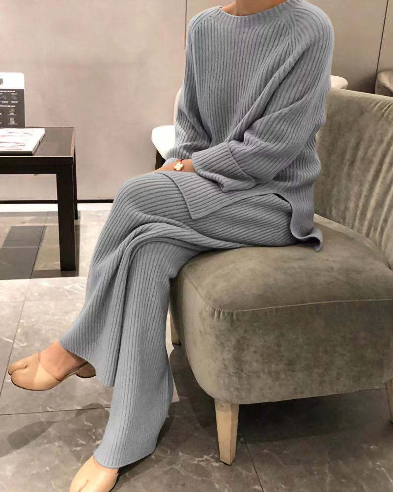 Ladies Comfortable Knit Suit In Modern Rib Design Lune London
