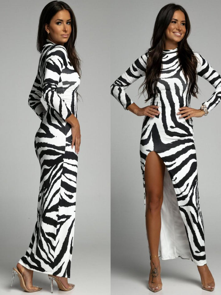 Lune London | New slim dress Long sleeve dress in a trendy color
