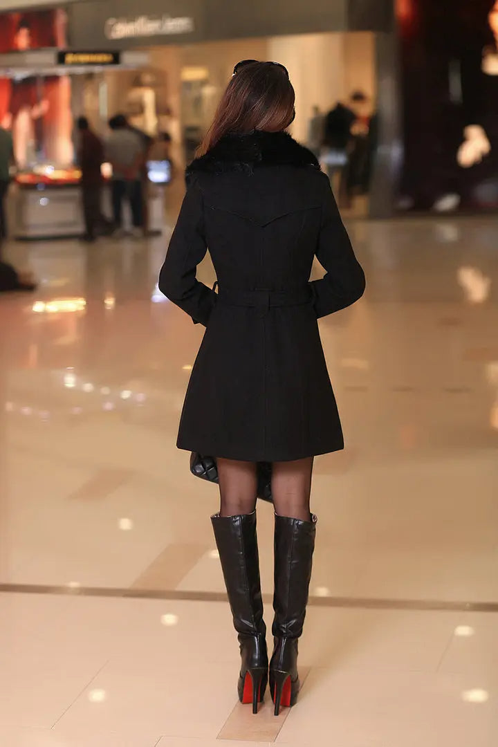 Lune London | Luxurious Fur Coat for The Discerning Lady