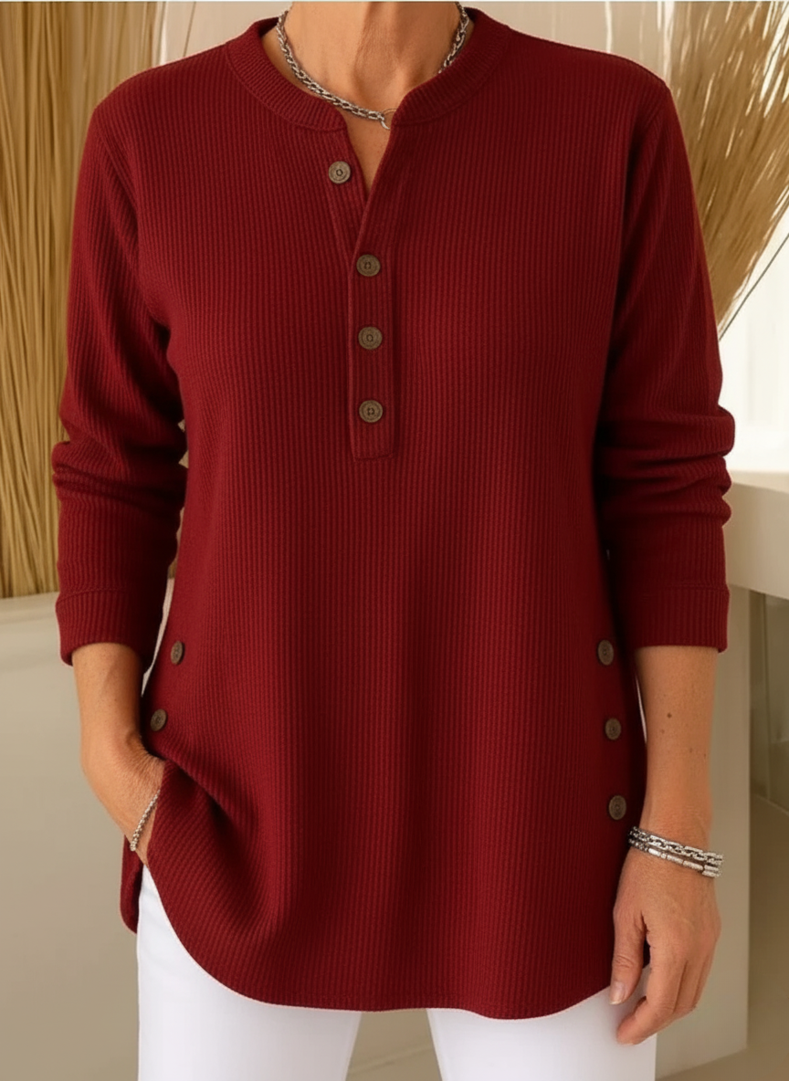 Lune London | Cozy sweater with stylish button detail