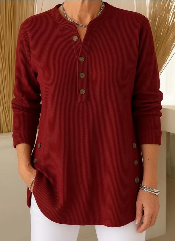 Lune London | Cozy sweater with stylish button detail