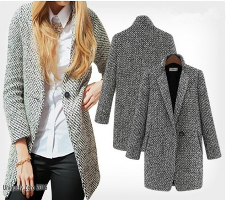 Ladies Elegant Blazer with structured design and chic fashionable accents