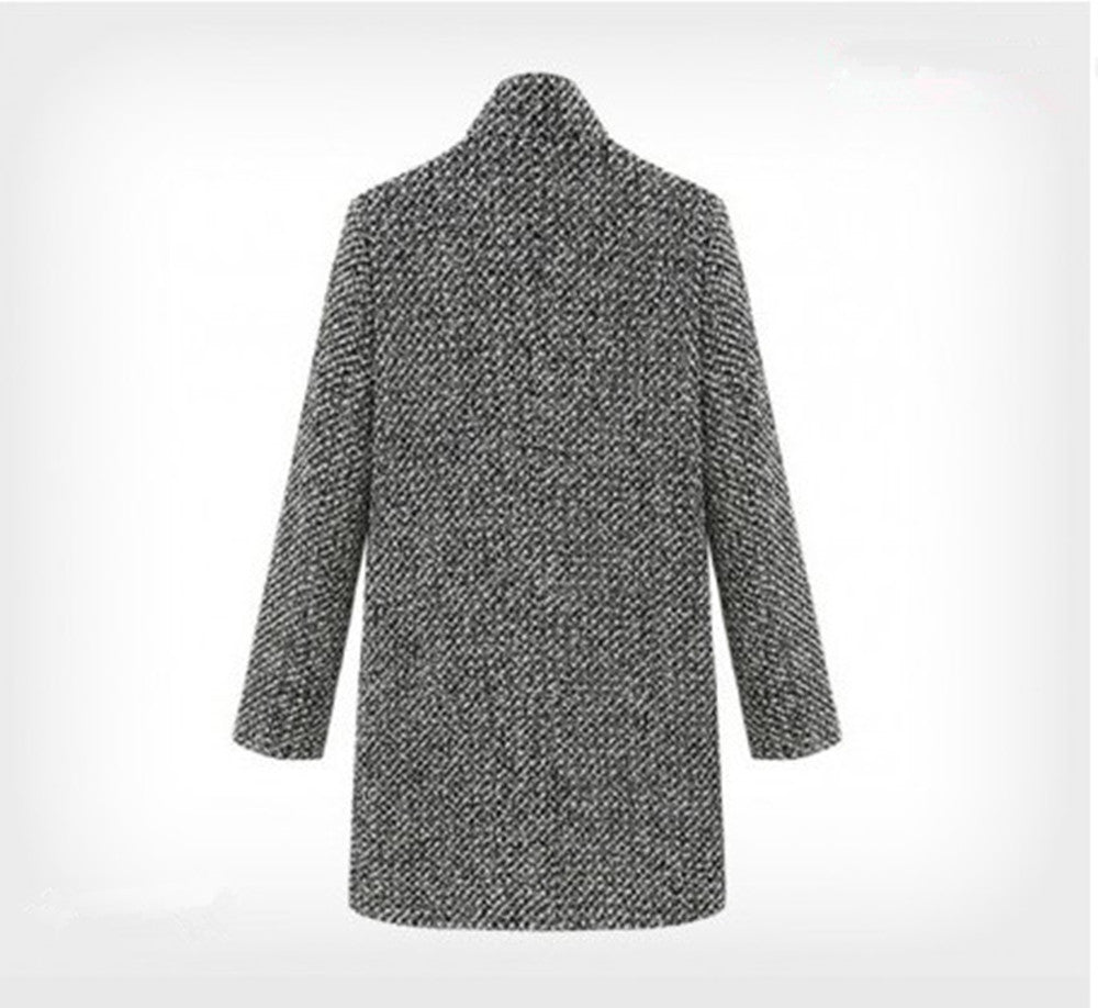 Ladies Elegant Blazer with structured design and chic fashionable accents
