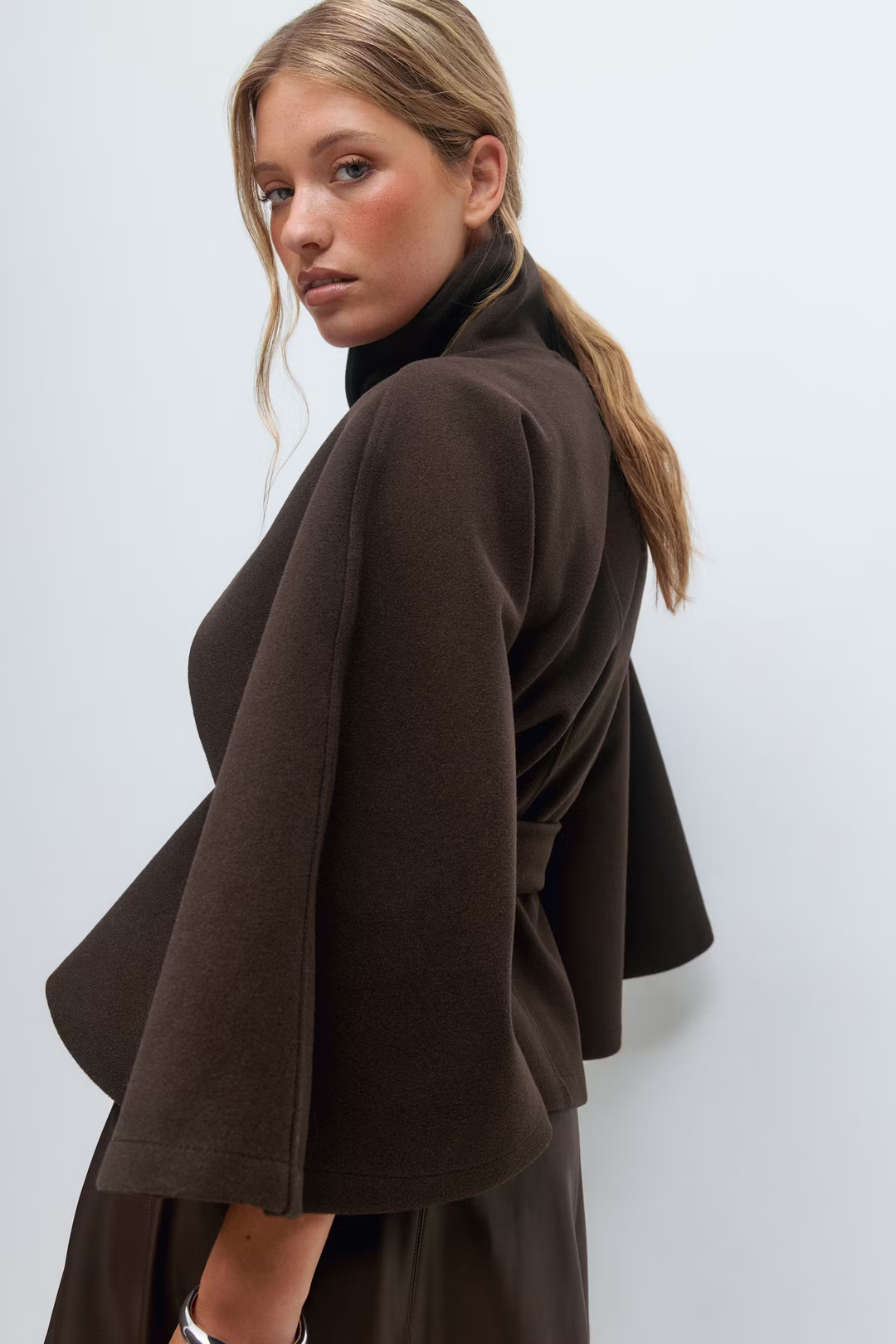 Lune London | Elegant Women's Jacket with Belt