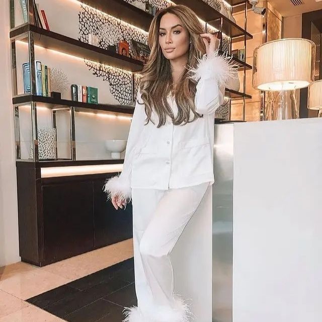 Lune London | Silk pajama set with feather trim on the cuffs