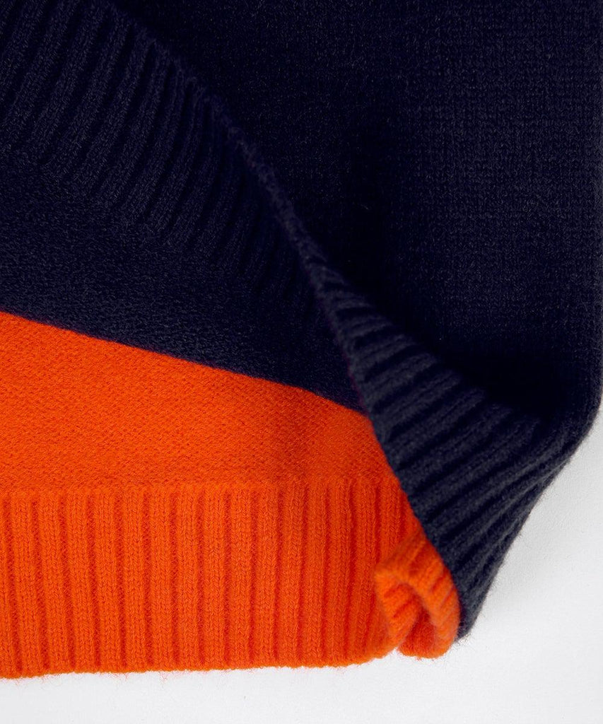 Lune London | Sweater with bicolor design and modern cut - Perfect for the office and leisure