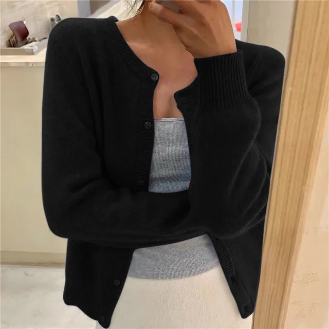 Chic Und Stil | Knit Women's Jacket Solid Color for Comfort