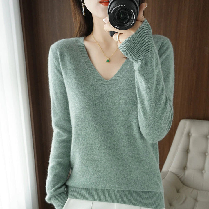 Chic Und Stil | V-Neck Made Of Cashmere
