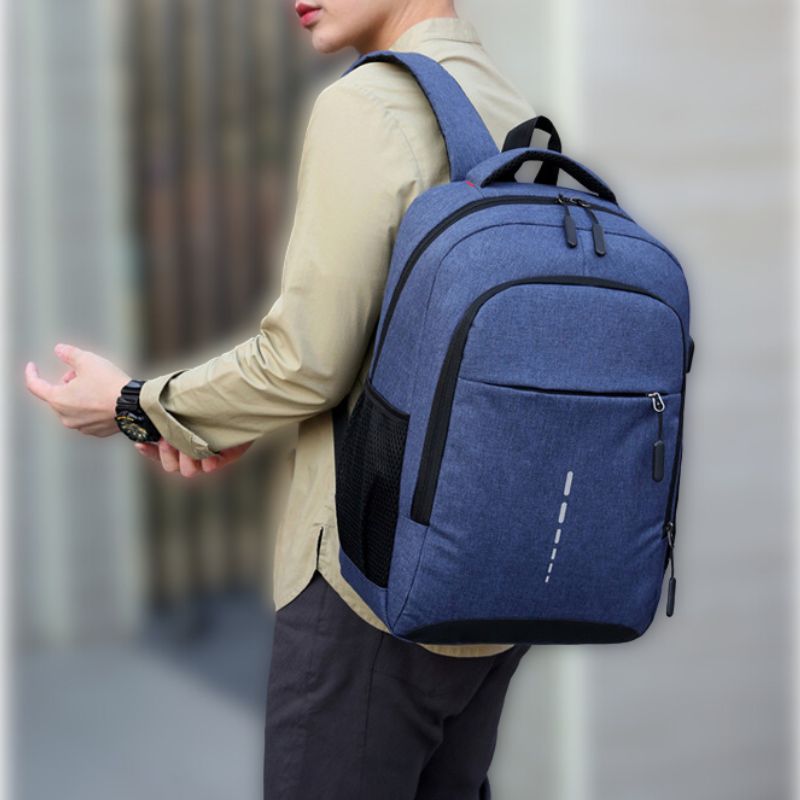Lune London | RAYMOND | Ultra-light waterproof backpack for men with back pocket