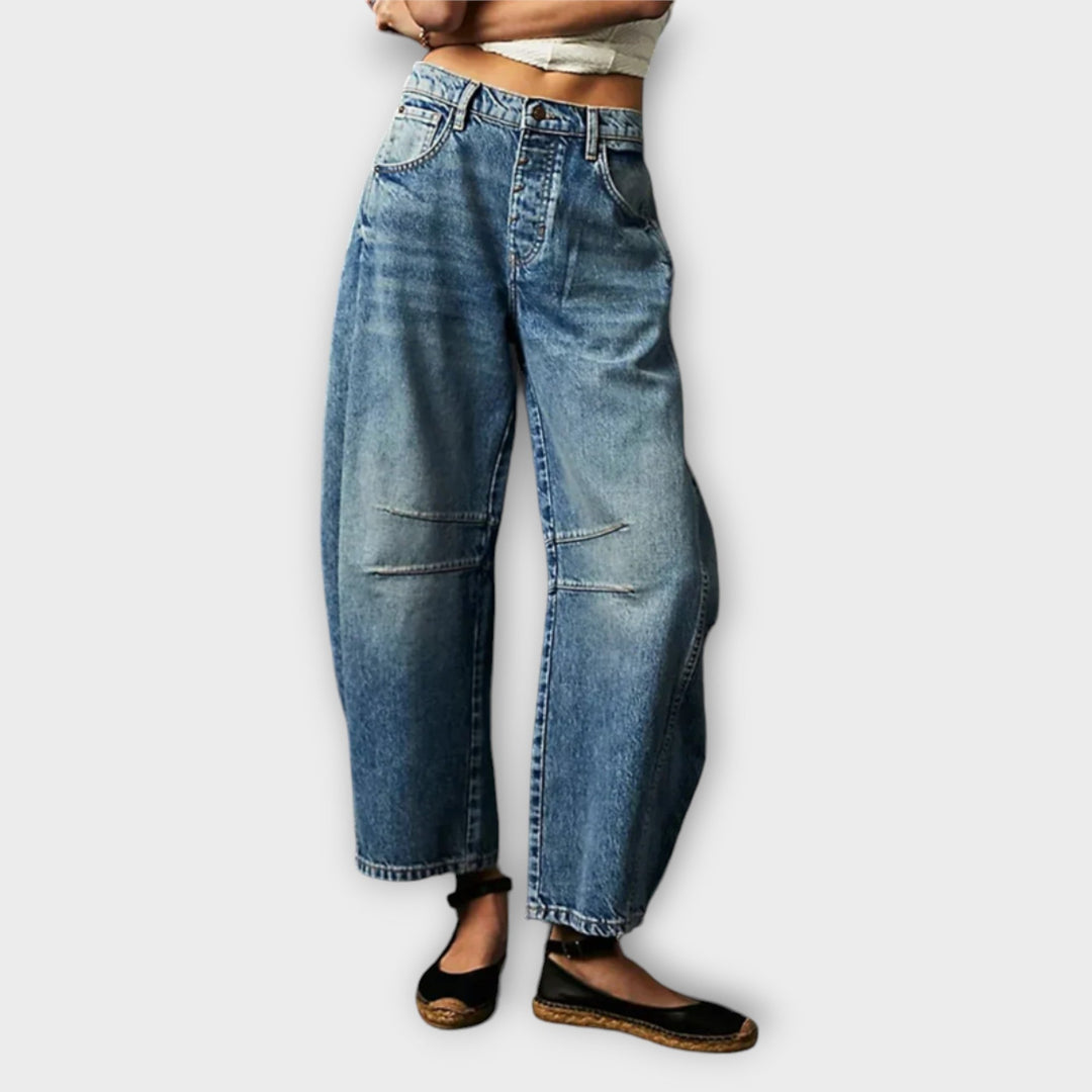 Lune London | Stylish Loose-Fitting Jeans
