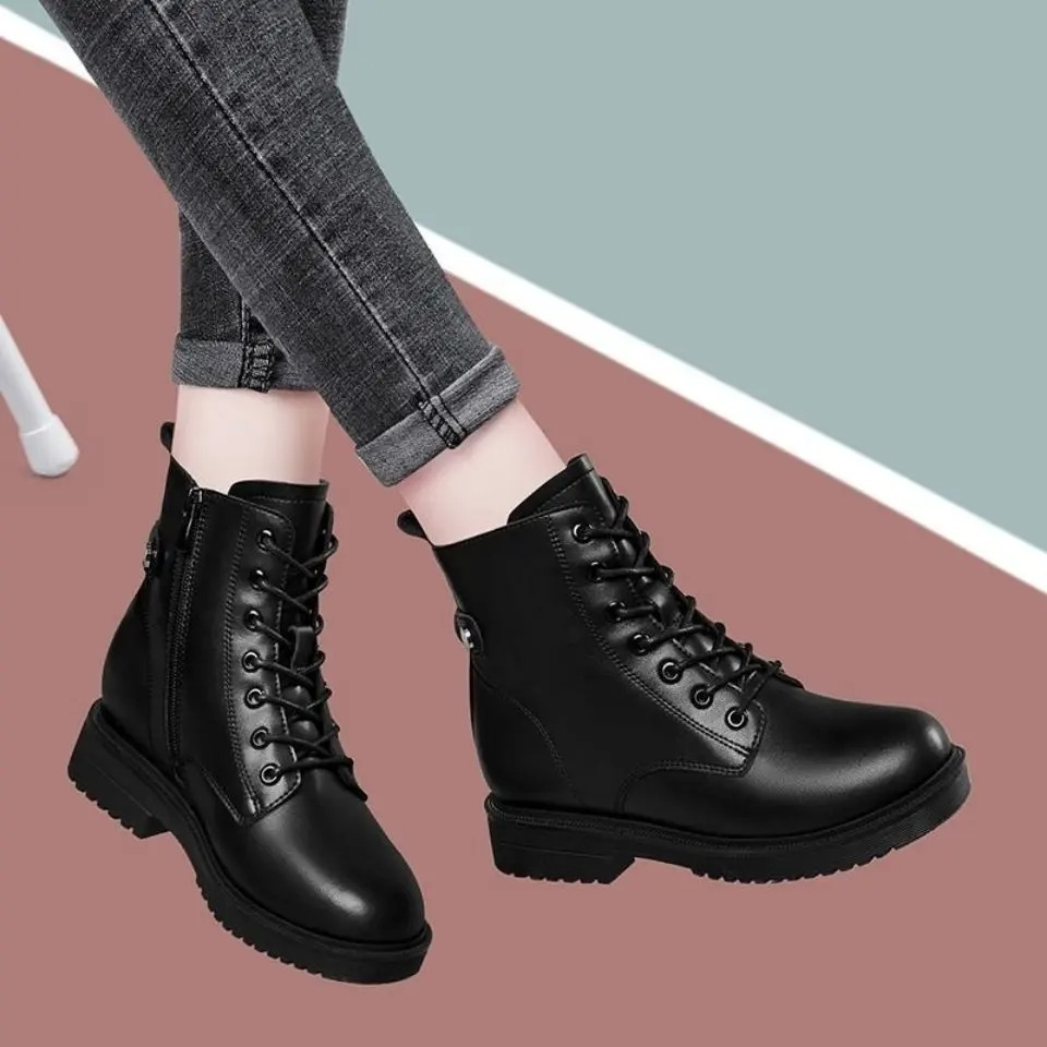 Lune London | Women's boots with lacing and side zipper Sustainable and Non-slip