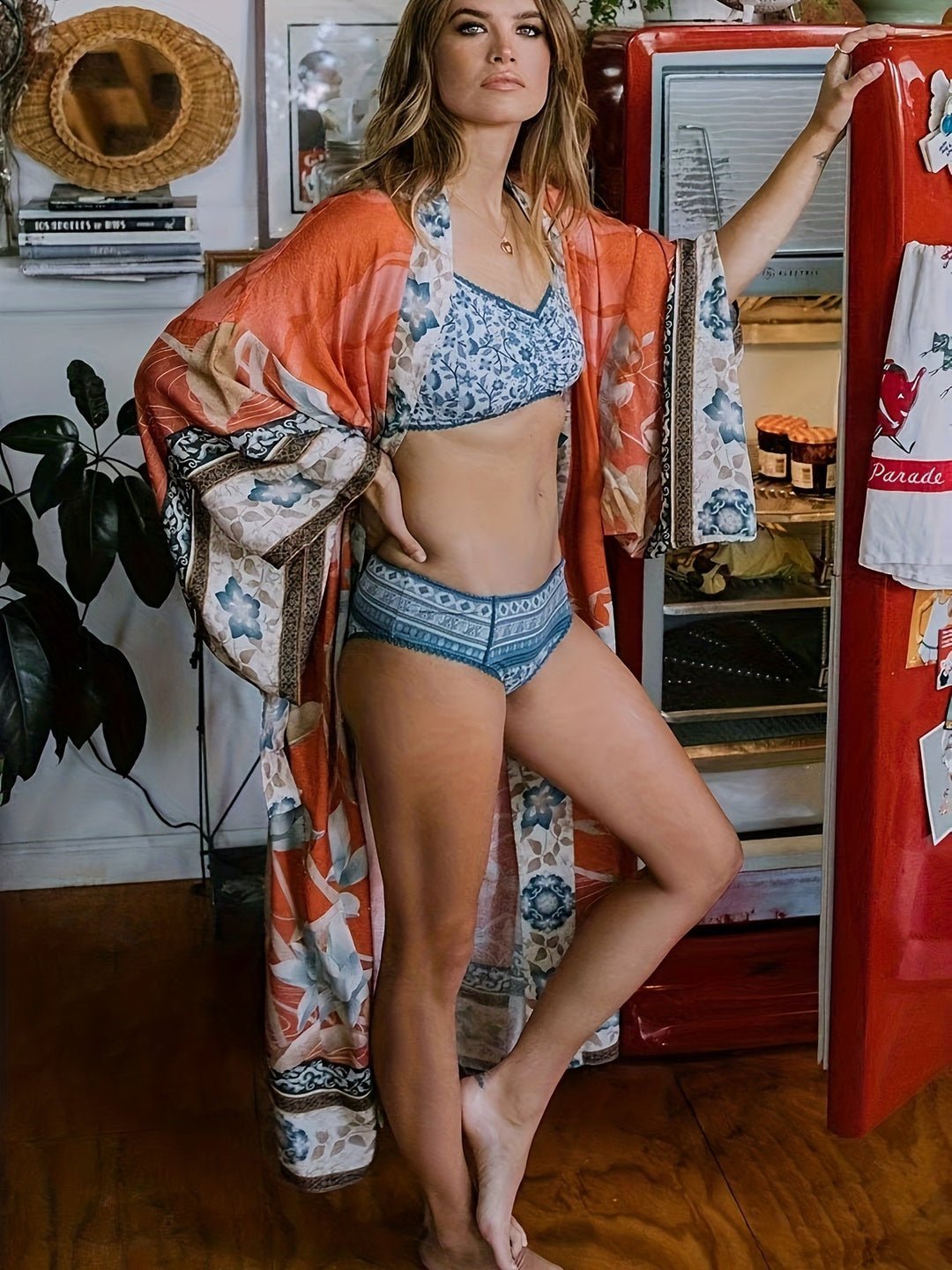 Lune London | Fashionable Kimono with Floral Print