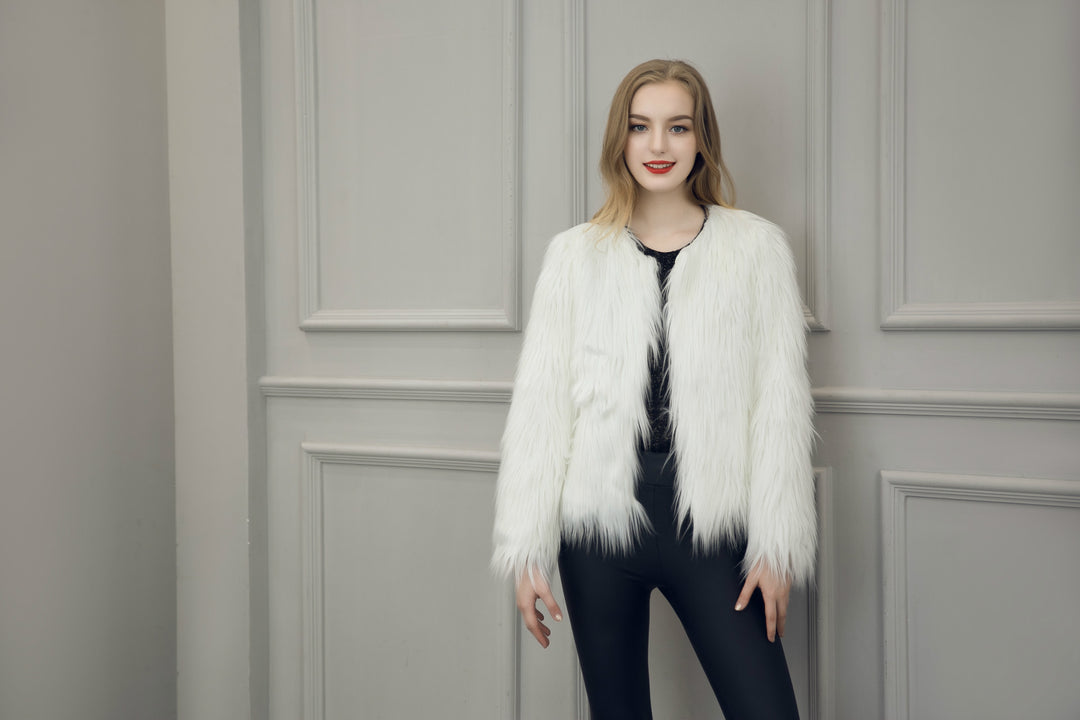Ladies Short Plush Jacket with a Stylish Cut and a Soft Fur Feel Lune London