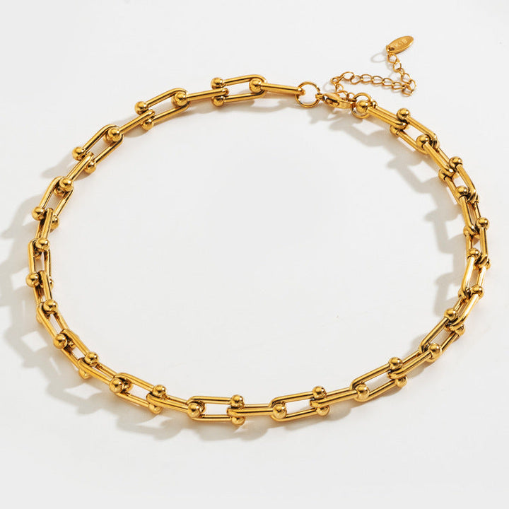 Lune London | Horseshoe Necklace U Shaped Clasp Thick Chain