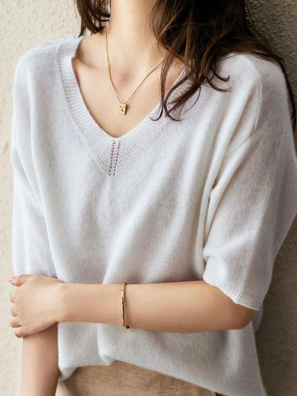 Lune London | Luxurious soft cashmere V neck sweater for women