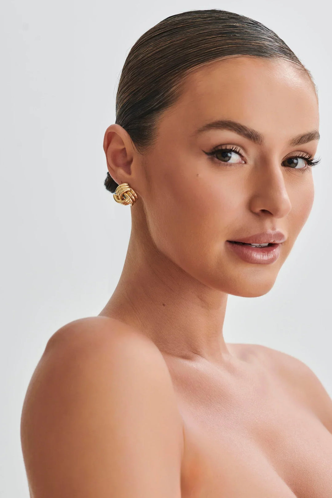 Chic Und Stil | Knotted Earrings Gold