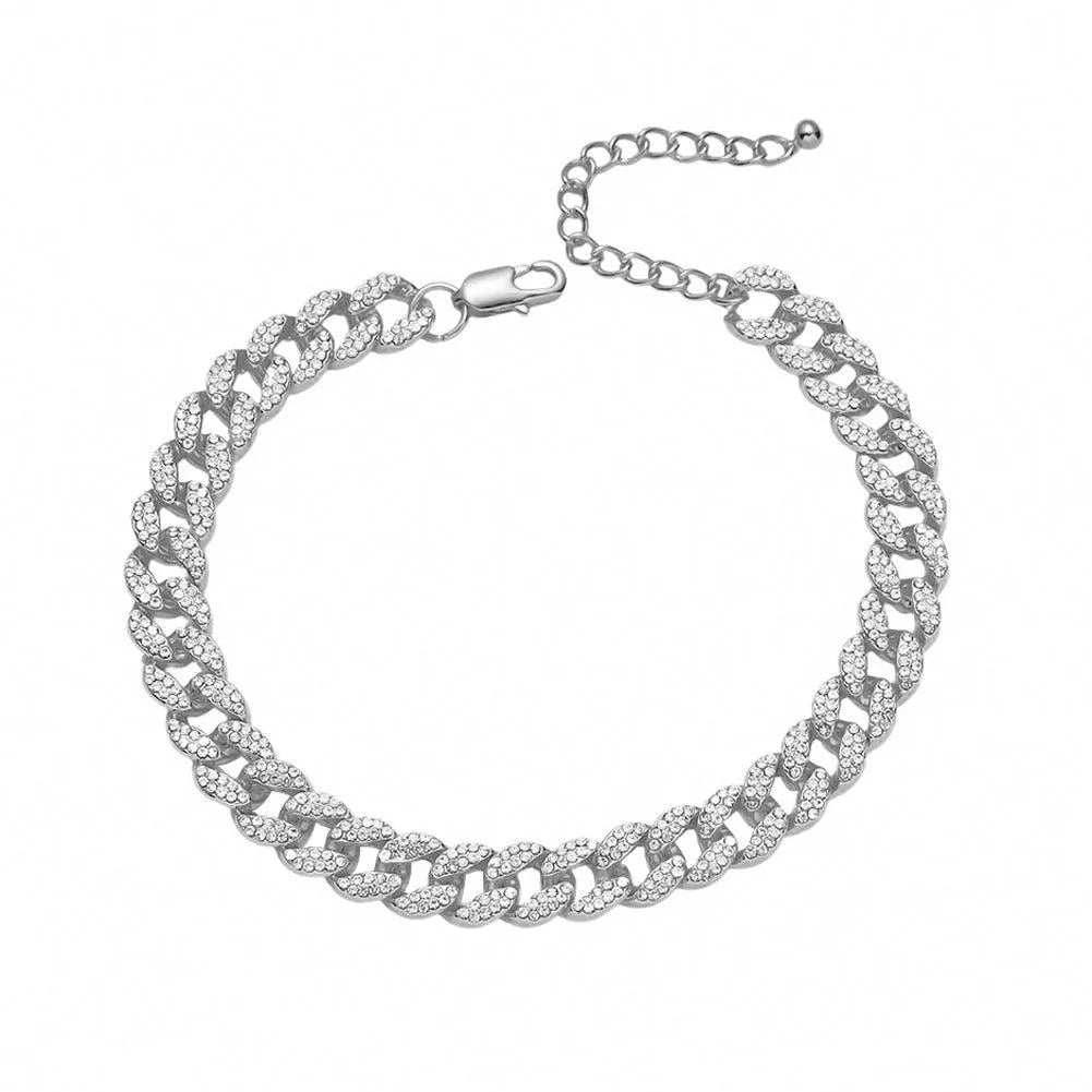 Lune London | Cuban Chain Around the Ankle
