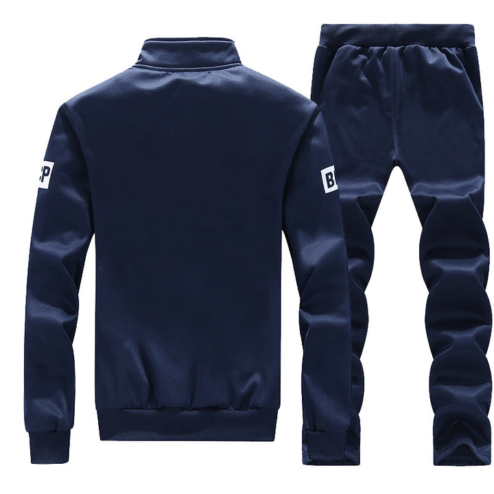 Men's sporty tracksuit with zipper and side pockets Chic und Stil