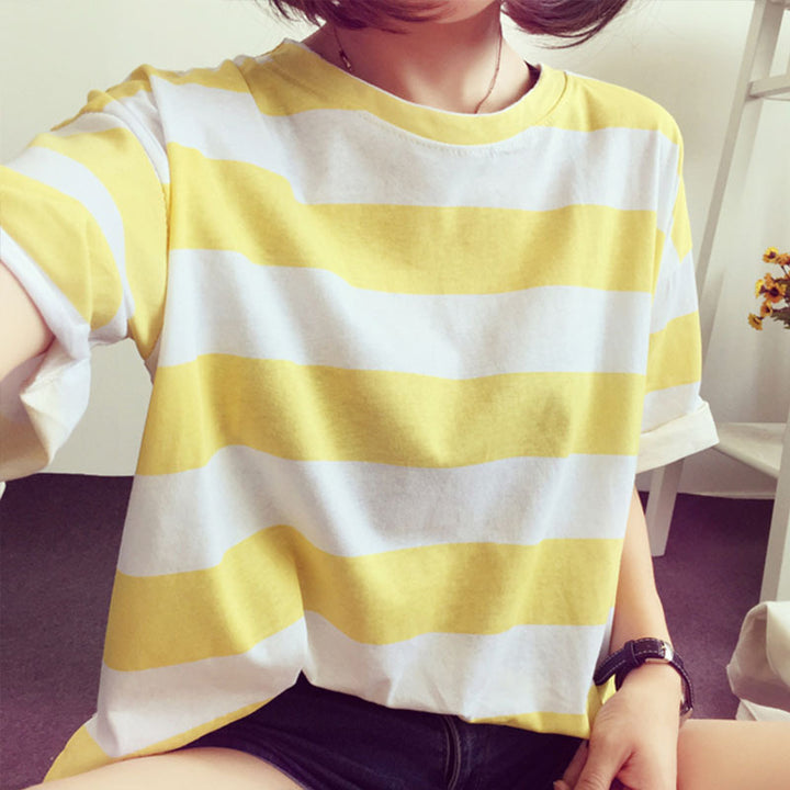 Women's striped oversized T-shirt made of lightweight cotton blend Lune London