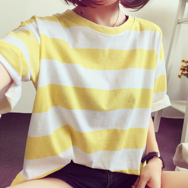 Women's striped oversized T-shirt made of lightweight cotton blend Lune London