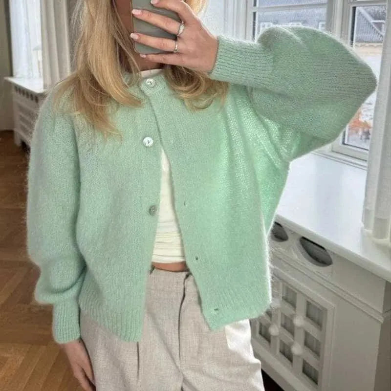 Lune London | Women's Sweater with Button Closure