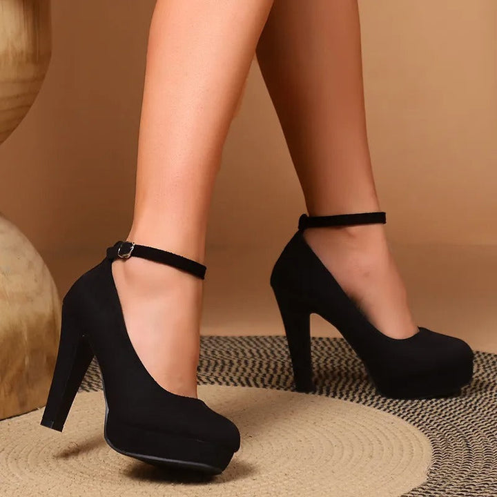 Lune London | Elegant and Seductive High-Heeled Shoes