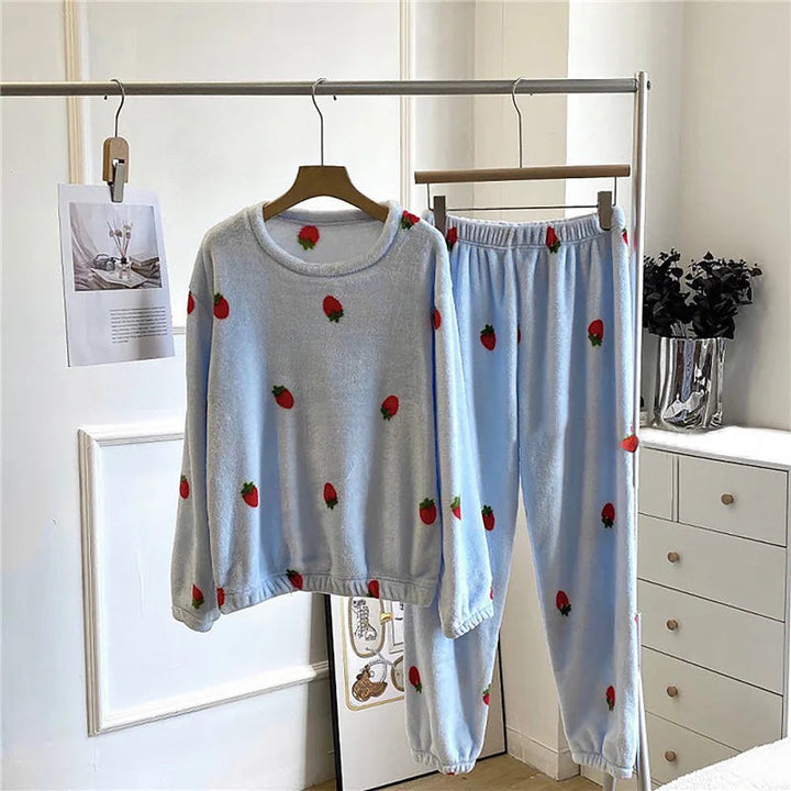 Lune London | Fleece Comfort Pajamas - Soft, Warm and Comfortable in 7 Trendy Variants