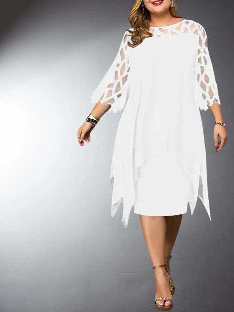 Lune London | Elegant Plus Size Lace Midi Dress