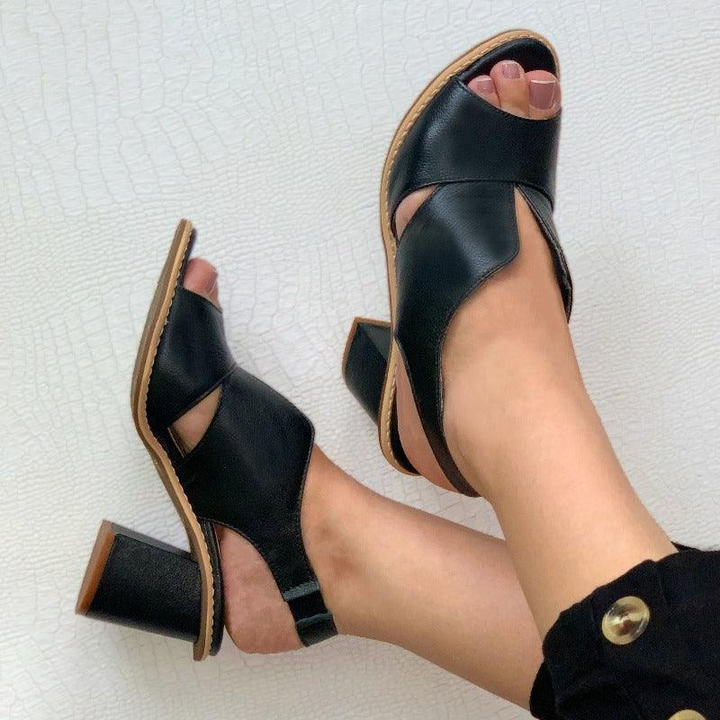 Lune London | Unmatched Durability and Timeless Elegance in Women's Sandals Made of Genuine Leather