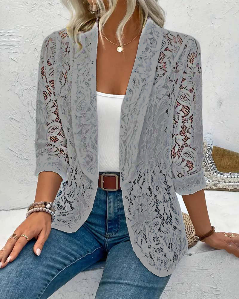 Lune London | Elegant, Solid Color Coat with Floral Lace Collar