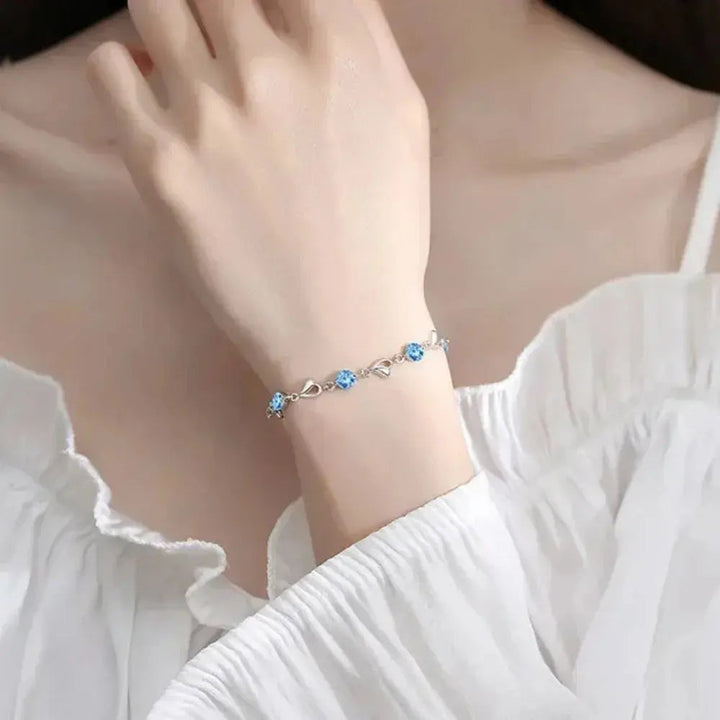 Lune London | 925 Sterling Silver Heart Shaped Necklace Bracelet Set for Women