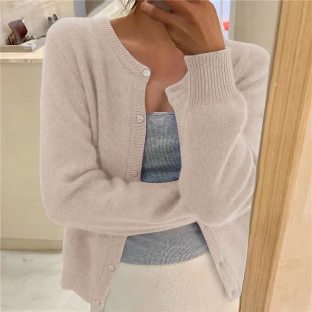 Chic Und Stil | Knit Women's Jacket Solid Color for Comfort
