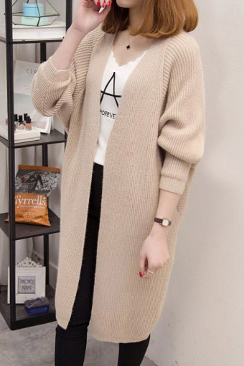 Cardigan décontracté pour femmes avec un décolleté en V profond et un design ample Chic & Stil