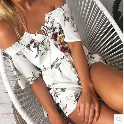 Combinaison femme décolletée avec motif floral Chic & Stil
