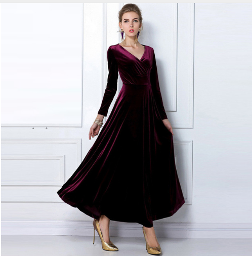 Lune London | Glamorous Chic Dress with Thick V-Neck