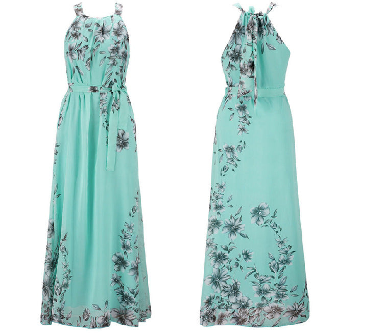 Robe maxi femme avec design floral et décolleté décontracté Chic & Stil