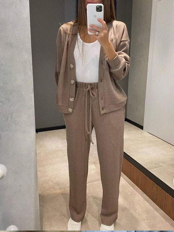 Lune London | Casual V-Neck Sweater and Pants Set