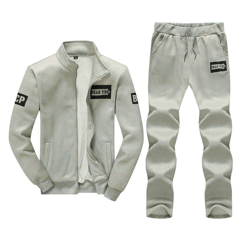 Men's sporty tracksuit with zipper and side pockets Chic und Stil