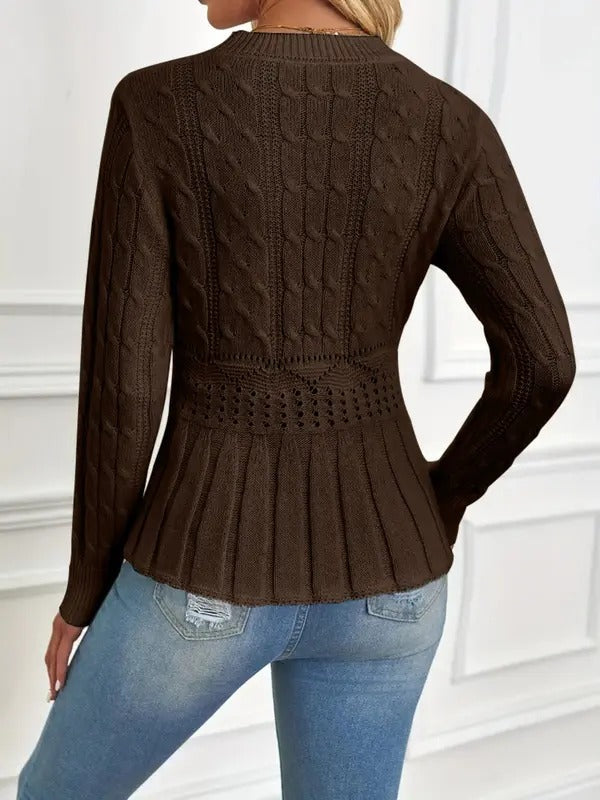 Lune London | Cozy stylish chunky knit sweater with round neckline