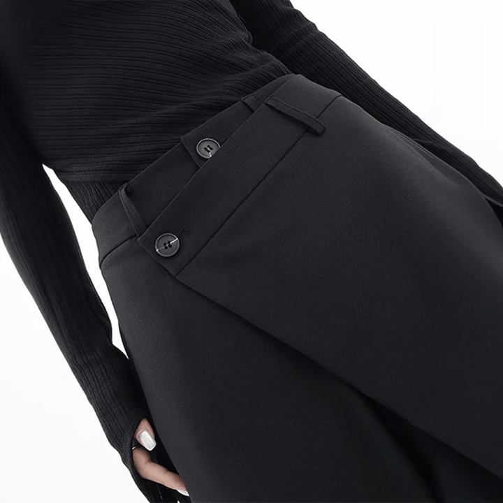 Lune London | Wide pants - Asymmetrical & luxurious wide pants by Isabella Vionnet