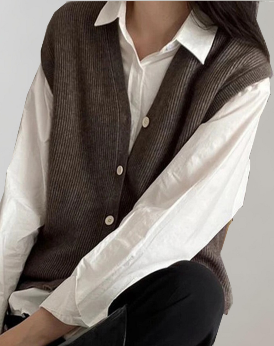 Lune London | Casual knitted vest with button placket