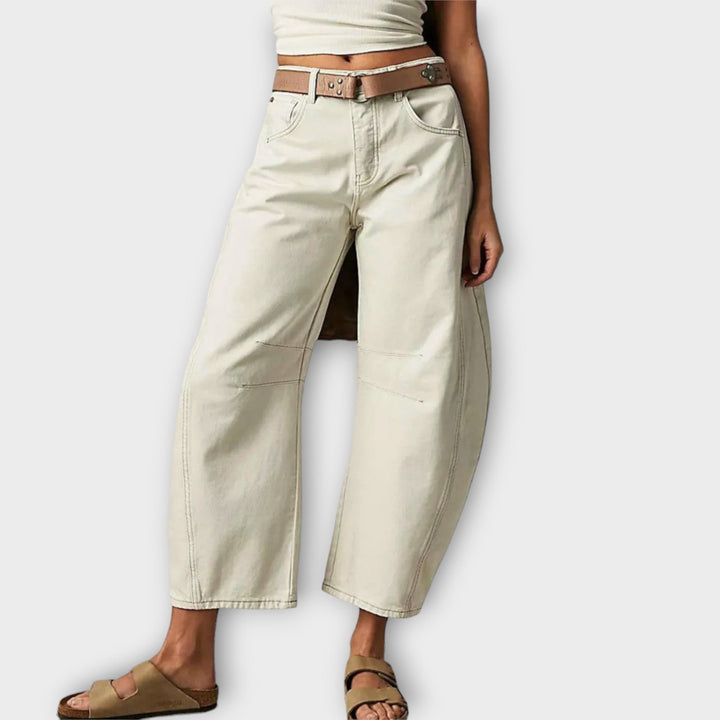 Lune London | Stylish Loose-Fitting Jeans