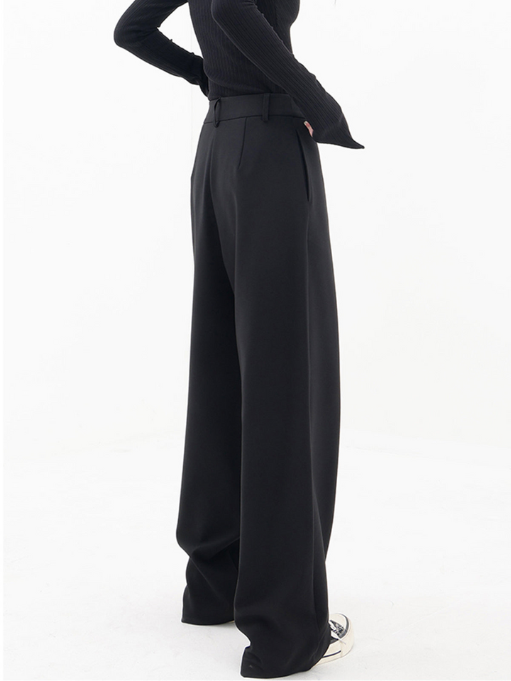 Lune London | Asymmetric baggy pants