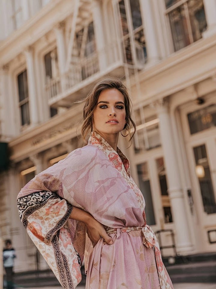 Lune London | Fashionable Kimono with Floral Print