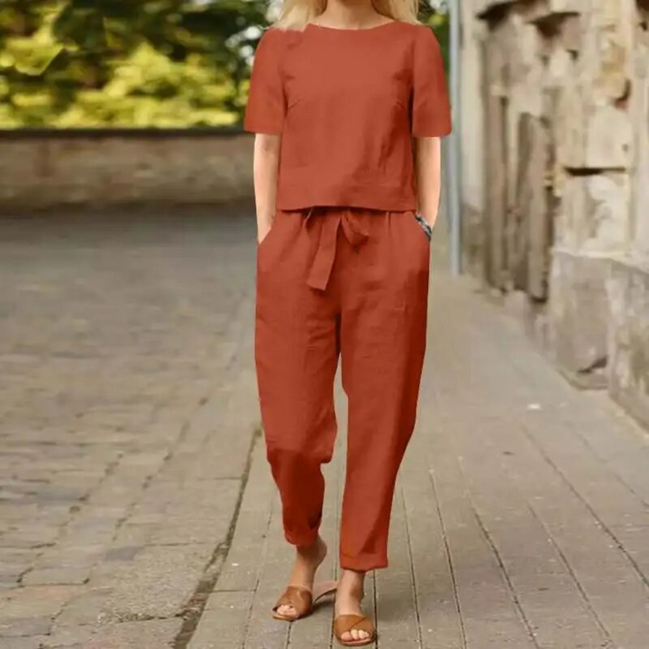 Lune London | Elegant and Comfortable Two-Piece Linen Set for Women