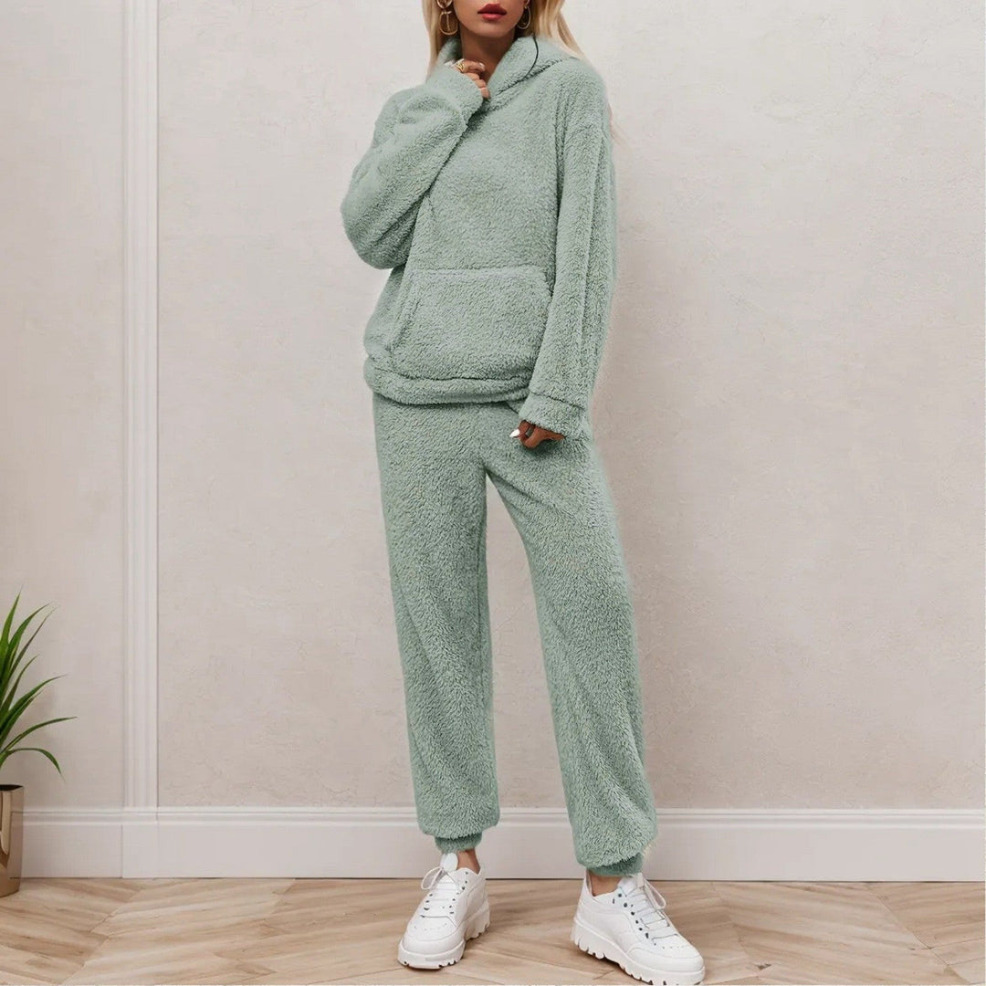 Lune London | Warm House Suit for Winter