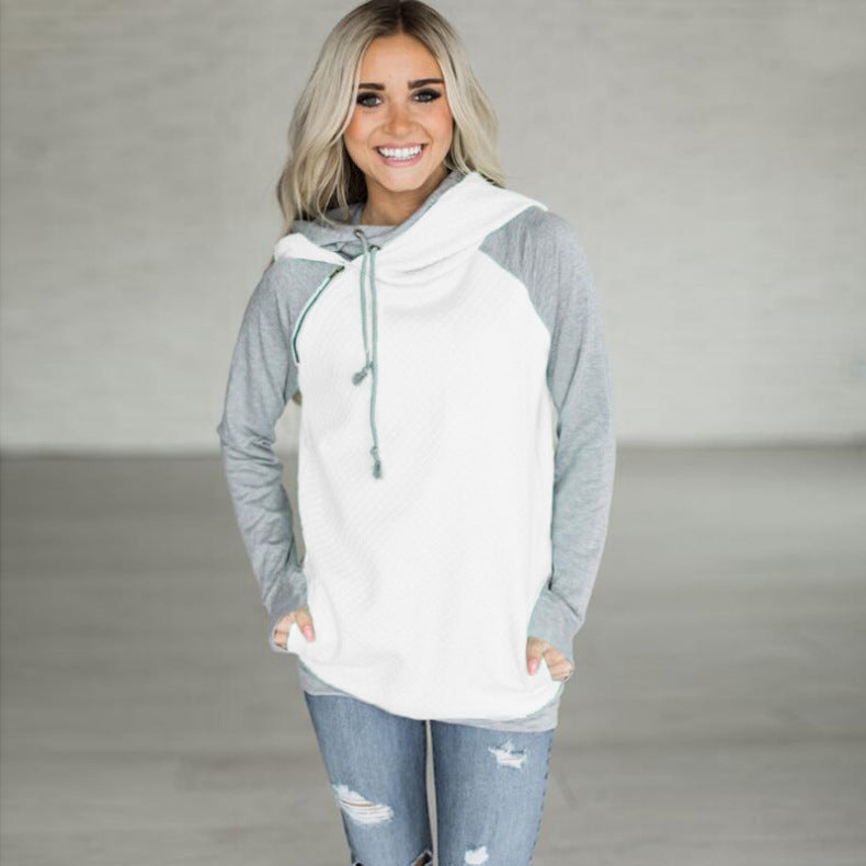 Sweat à capuche sport pour femmes avec design respirant et coupe décontractée Chic & Stil