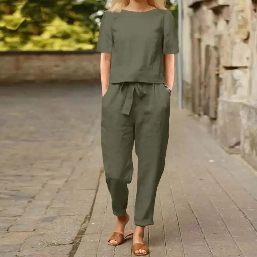 Lune London | Elegant and Comfortable Two-Piece Linen Set for Women