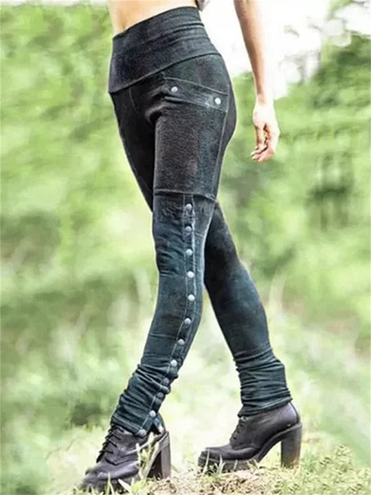 Chic Und Stil | Leggings with Faded Button