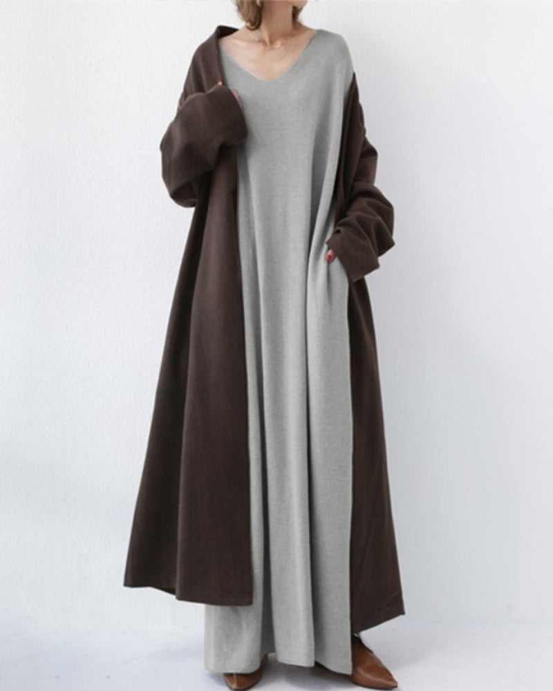 Lune London | Women's dress with V-neck and long sleeves